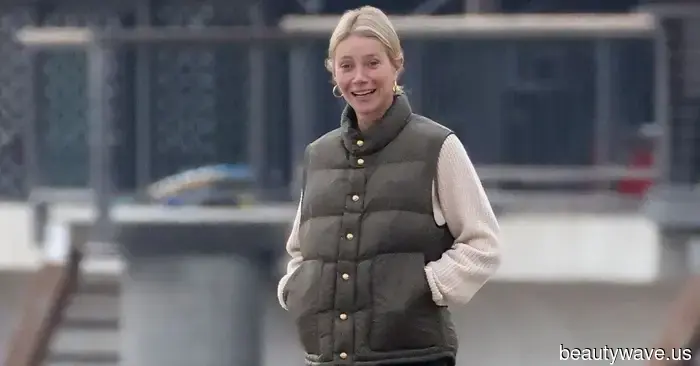 Gwyneth Recently Wore the Sophisticated Colour Trend That Effortlessly Enhances Black Leggings.