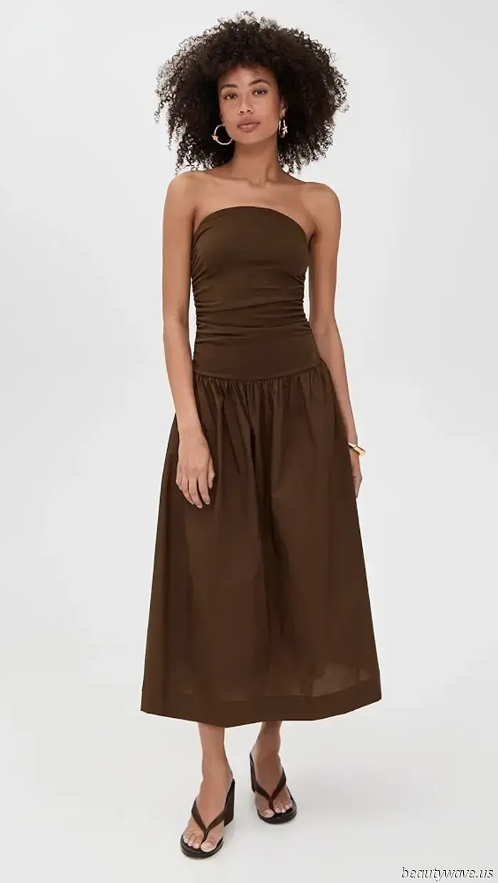 Featured in Paris: The Two Color Trends That Will Be Worn Together This Fall
