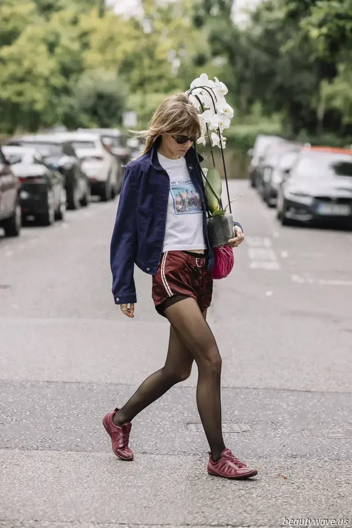 Das ist der Farbttrend bei Shorts, den alle zu tragen beginnen, weil der Herbst nächsten Monat beginnt.