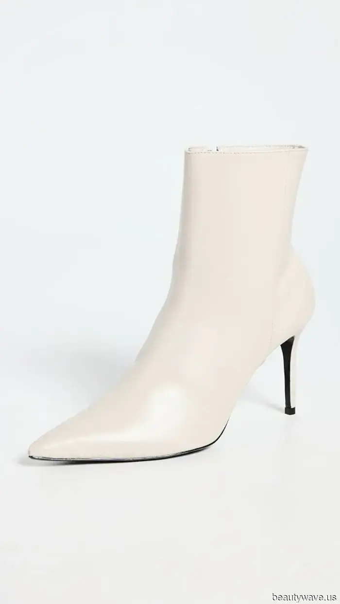 Cynthia Erivo trug gerade die Stiefelfarbe, die man selten zu Braun und Burgunder sieht&mdash;aber es hat funktioniert.