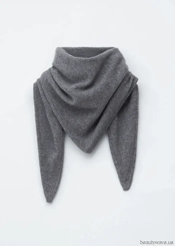 This Dark-Denim Trend is Returning This Autumn—5 Ways Fashion Aficionados are Styling It Now