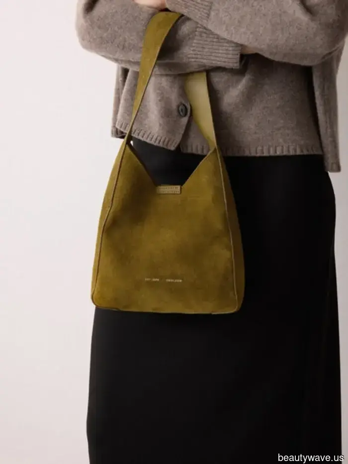 I 6 modi più "2025" per indossare collant questo inverno