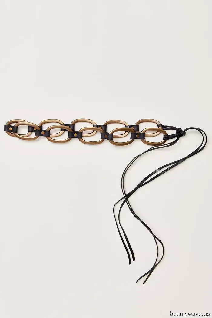 Attention Minimalists! These 5 Timeless Holiday Outfit Combinations Exude Simple Elegance.