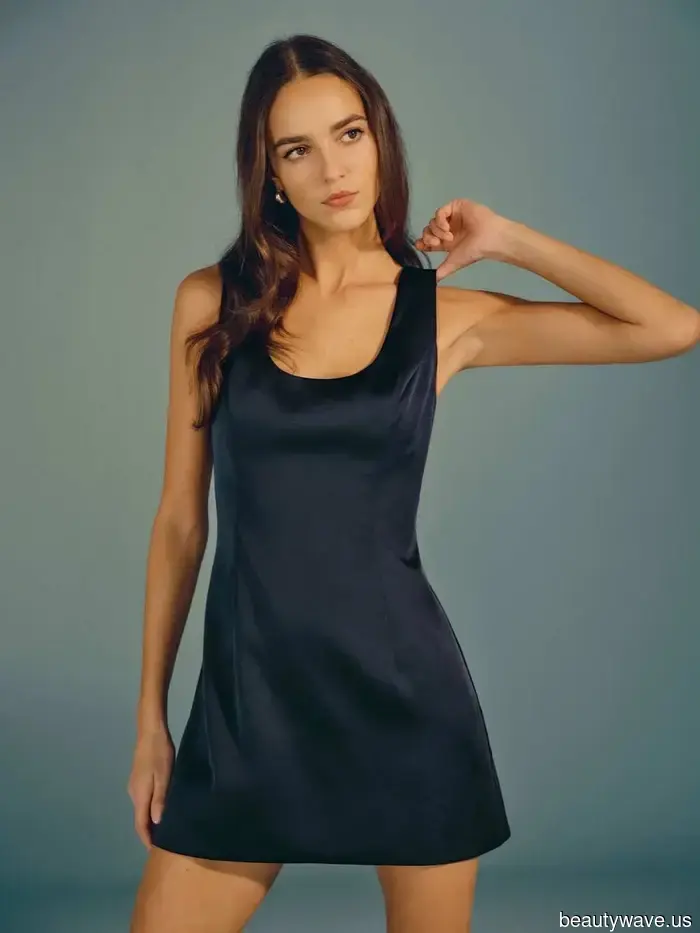 Te acabo de ahorrar 3 horas de compras en la venta de Reformation&mdash;Aquí están los 22 artículos que compraría de los 3.5K.