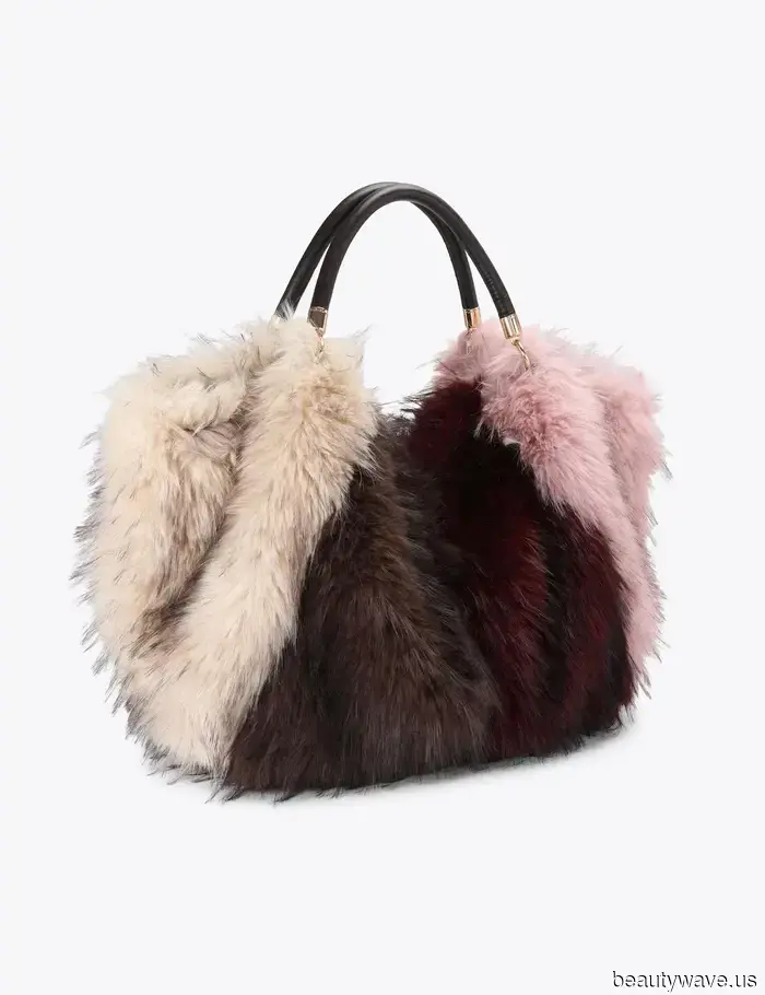 Diese 5 lustigen Handtaschen-Trends werden das Geheimnis hinter jedem großartigen Outfit in diesem Herbst sein.