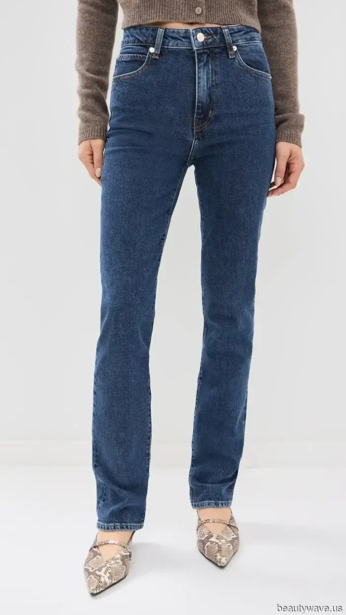 Wenn Sie 2026 am Zigaretten-Jeans-Trend teilnehmen möchten, *ist dies* der Schuhtrend, mit dem Sie es tun sollten.