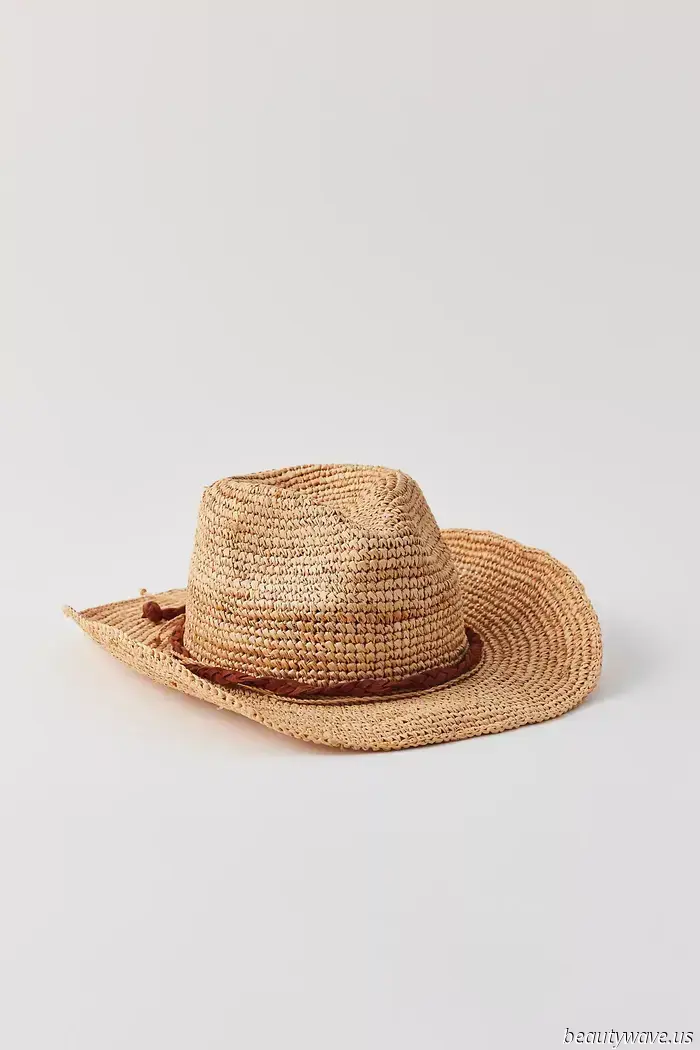 Just so you know, the accessory trend that everyone is pairing with swimsuits at the moment is available for $26 at H&M.