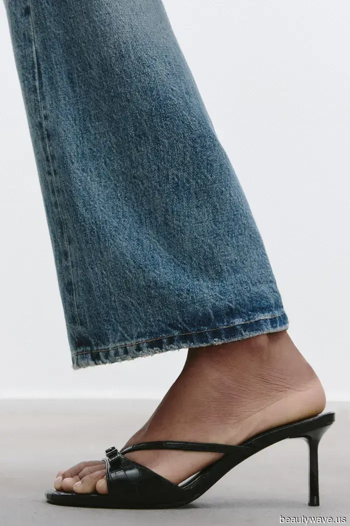 I Named the Cuffed-Jeans Trend—7 Shoes That Fashion Enthusiasts Are Pairing with the Stylish Denim Look