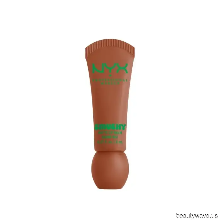 All I desire to wear right now are blurred lips, and these 7 balms provide just that.