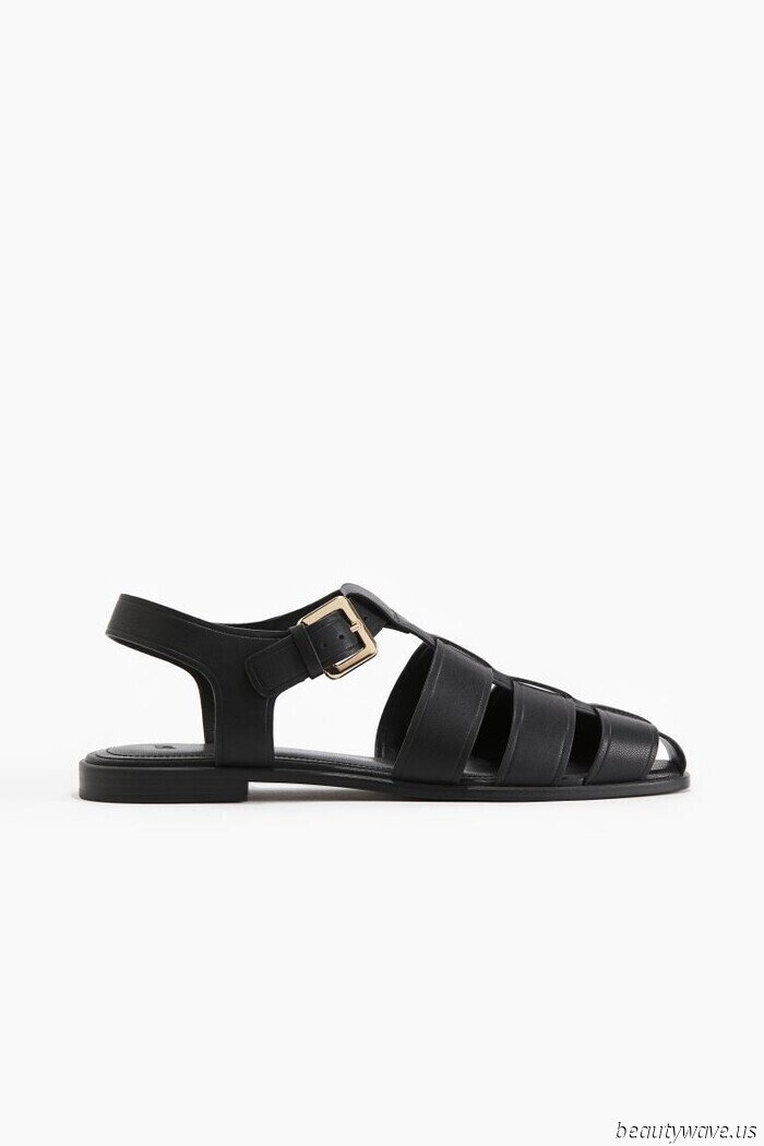 Simple or Not, Here Are the Black Sandal Styles I’ll Be Wearing Frequently This Season