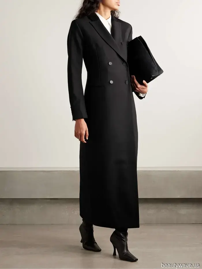 Chic women in Paris, New York, and London will don these luxury pieces throughout the winter.