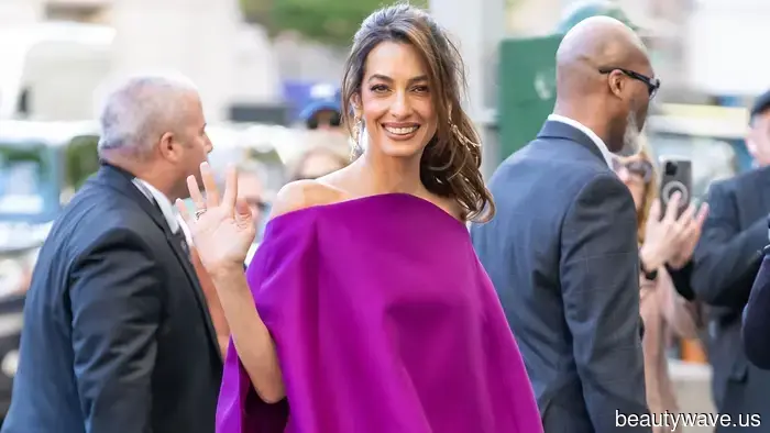 Black heels are nice, but Amal Clooney understands that this shoe color pairs more beautifully with a minidress.