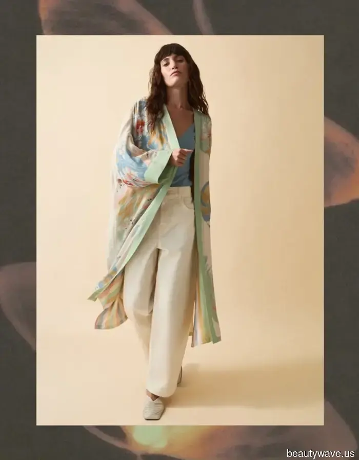 Not Combat Boots, Capris, or Jelly Shoes—These Are the Surprising 90s Trends We Anticipate Will Be Everywhere in 2026.