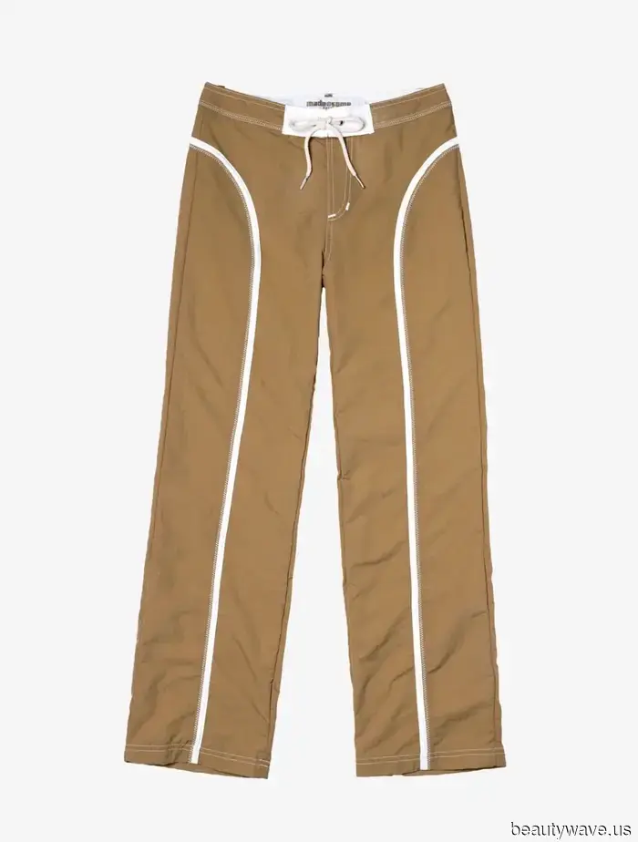 Der unerwartete Hosen-Trend, den coole Mädchen mit Bikinis, Tanktops und Flip-Flops tragen