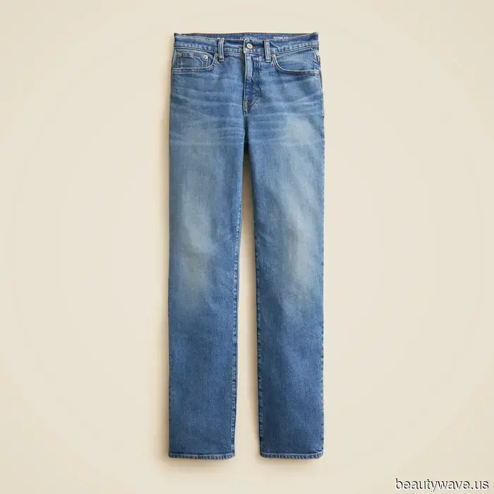 I'm 5'0"—These Are the Only Jeans That Receive My Petite Endorsement.