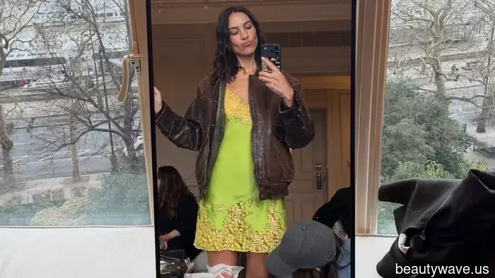 Spitzen-Underkleider sind in London riesig&mdash;das sind die Schuhe, die It-Girls im Frühling dazu tragen.