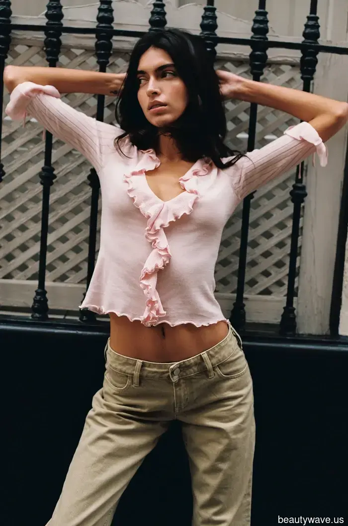 Soy una editora de moda de 5'1"&mdash;Estos 32 artículos serán mis imprescindibles para el guardarropa cápsula de verano.