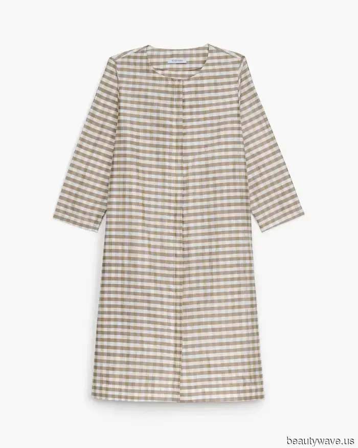 Soy una mamá fashion que trabaja en Nueva York&mdash;Estos son los tops elegantes que uso con jeans y pantalones.