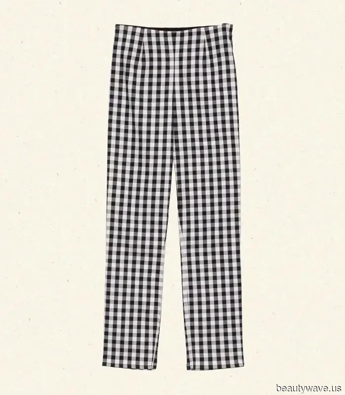 Capris, gafas de sol, bufandas&mdash;el estilo veraniego de Jackie O nunca ha sido más relevante.