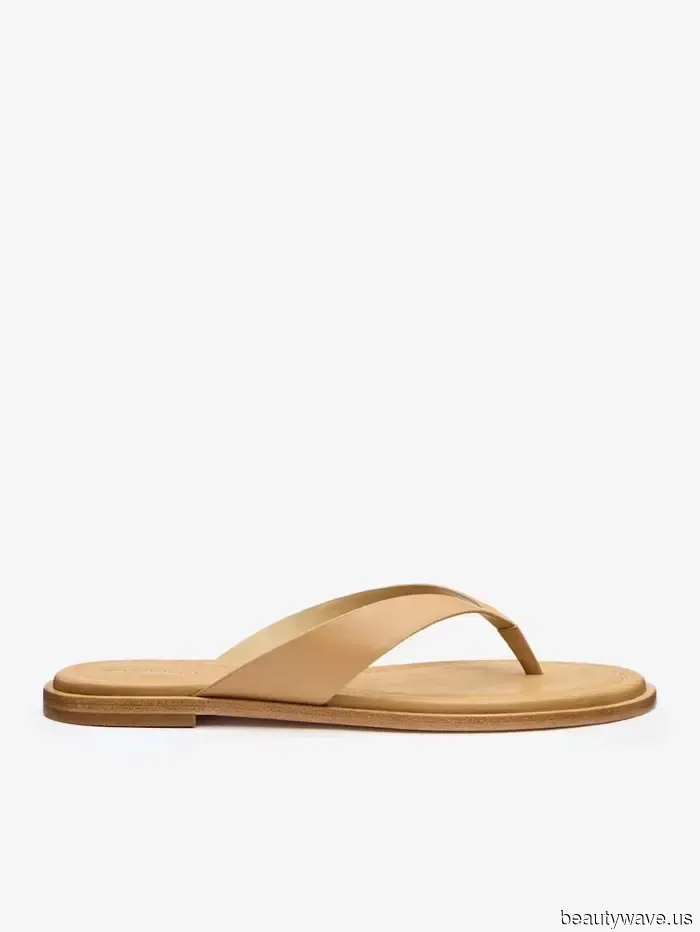 I Can Tell You’re Fashionable If You Match Your White Jeans With One of These 6 Shoe Colors.