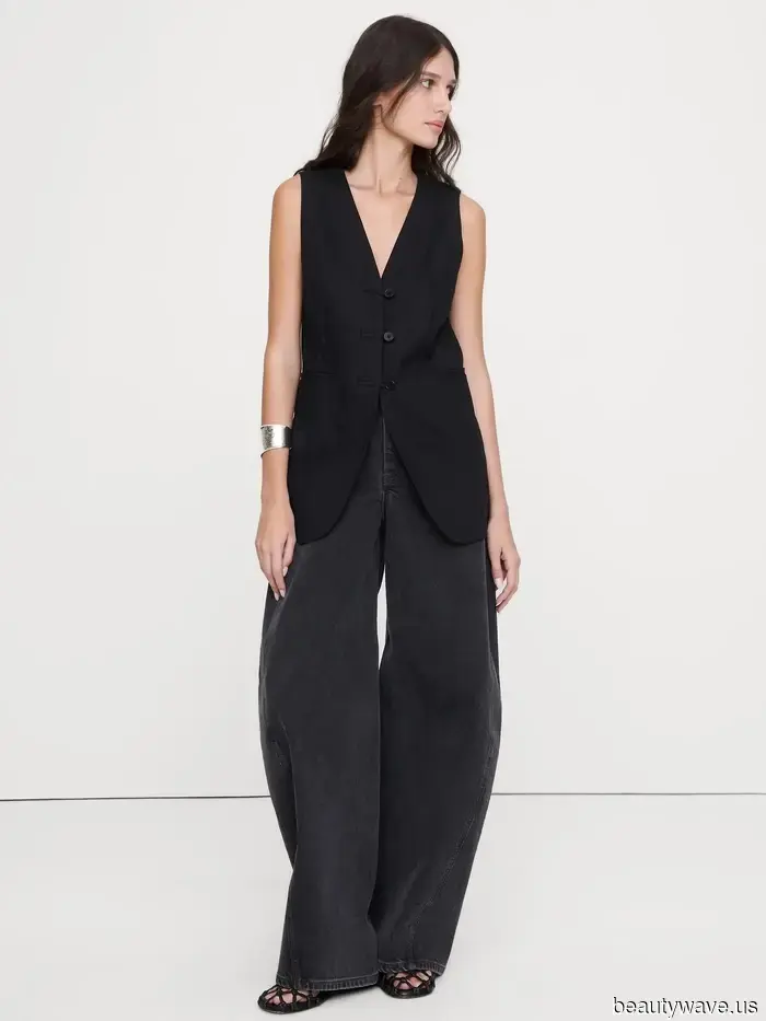 De repente, todos están usando pantalones cortos deportivos&mdash;6 blusas que los harán lucir a la moda esta primavera