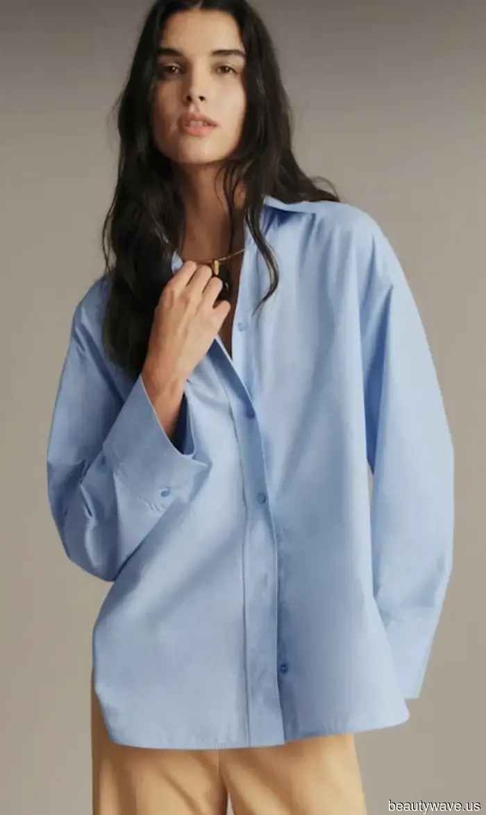 Not Just Black and White—This Season's Most Stylish Dressers Are Choosing Vibrant Color Combinations