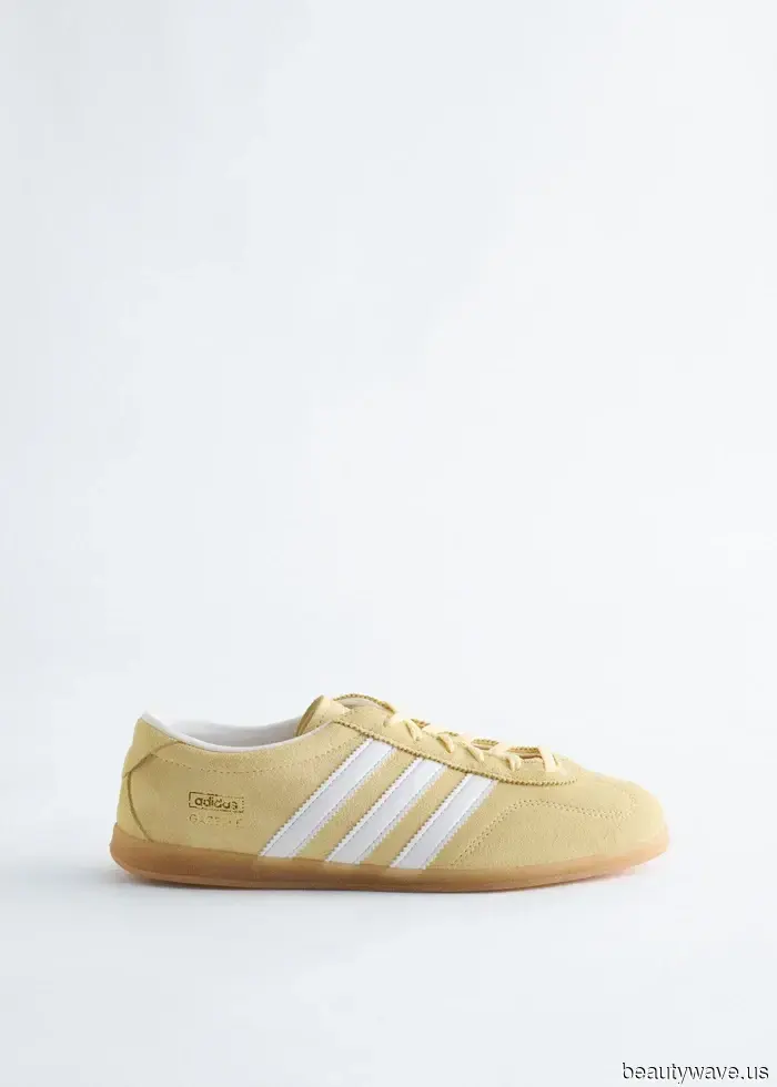 Forget about white sneakers—French women are opting for these 5 stylish sneaker trends this spring instead.