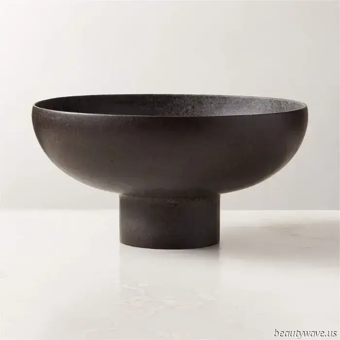 A "Purse Bowl" is the organizational hack for your entryway that you should definitely try.