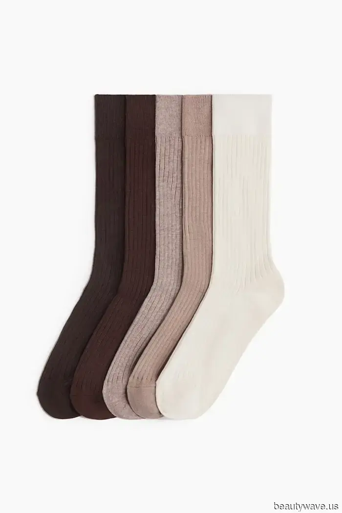 I Identify Trends for a Living—5 Street-Style Fashions Gaining Popularity in Paris at the Moment