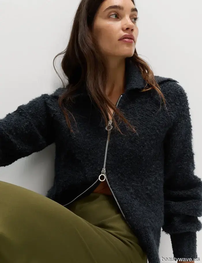 My Millennial coworkers find it hard to believe when I mention that Gen Z is reviving this knitwear trend.