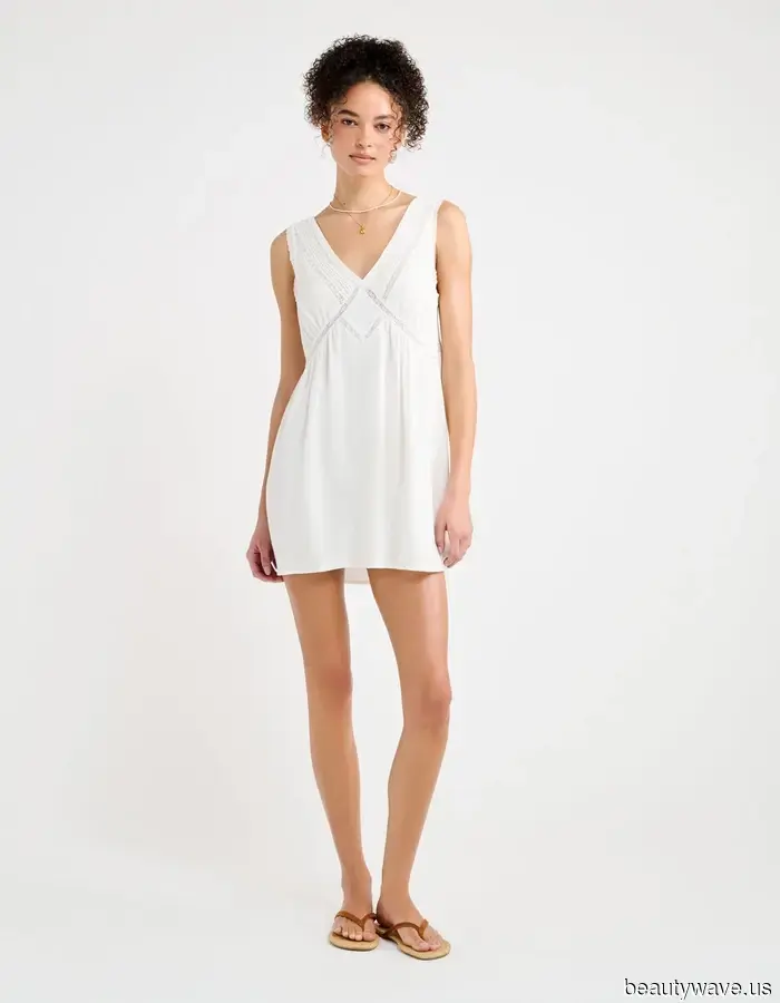 Las chicas geniales están usando esta cómoda tendencia de vestido de verano 2026 para lucir de manera effortless chic.
