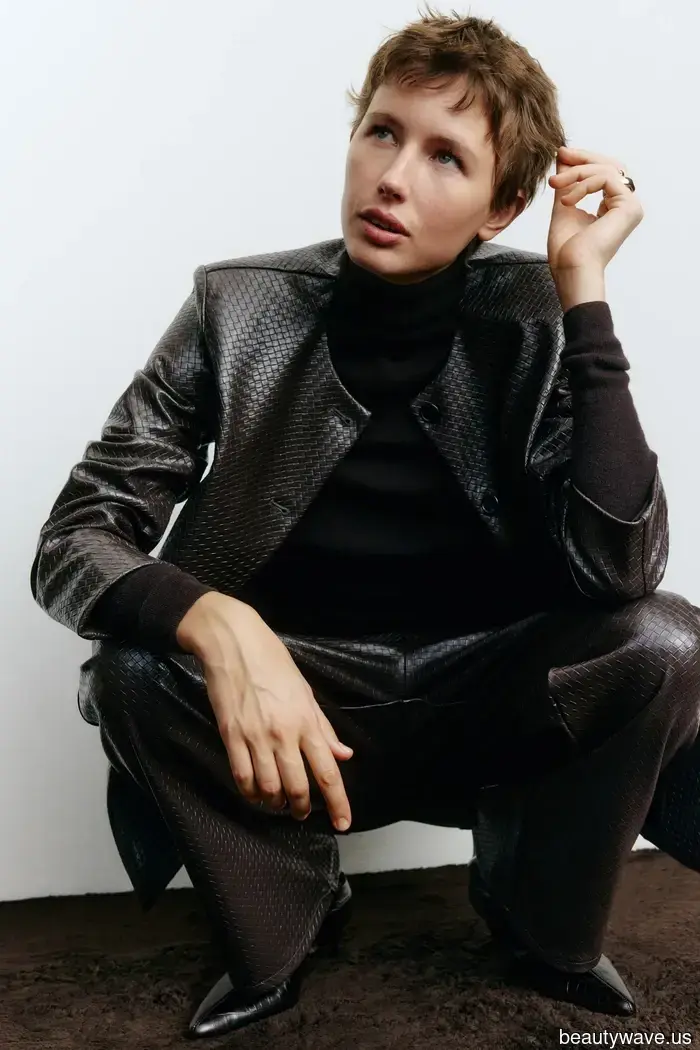 7 Editor-Approved Fashion Tips to Help You Look Wealthy in 2026