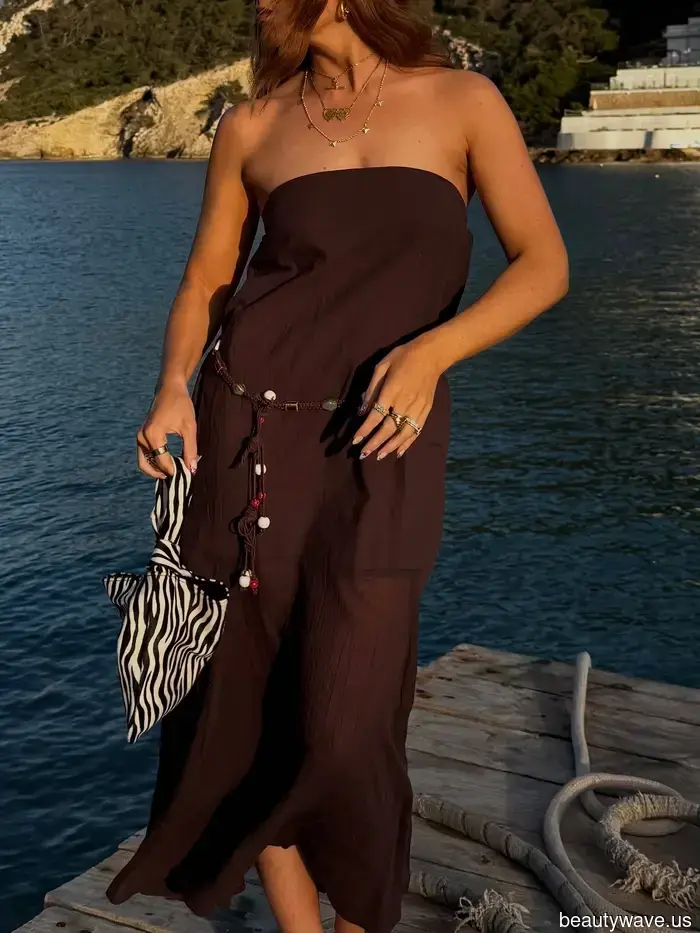I'm a shopping expert with a passion for summer—here are 8 must-have trending items for every wardrobe this year.