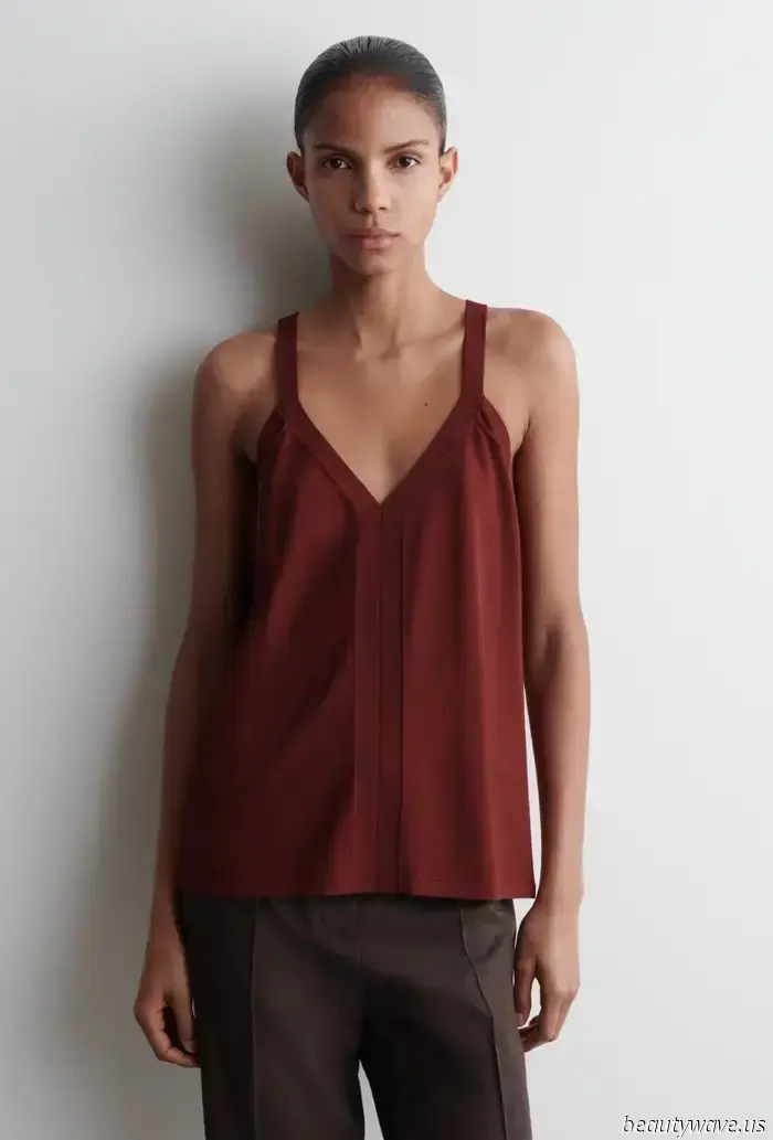 Pensavi che la maglieria fosse solo per i mesi freddi? Questi capi eleganti ti faranno considerarlo anche d'estate.