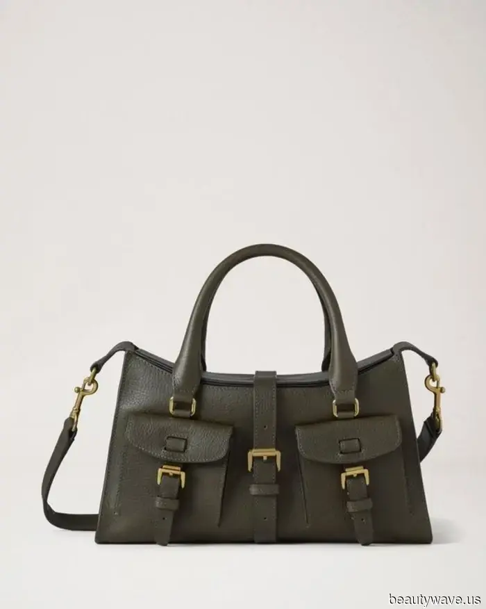 This iconic bag from the 2000s is poised to regain its status this autumn.