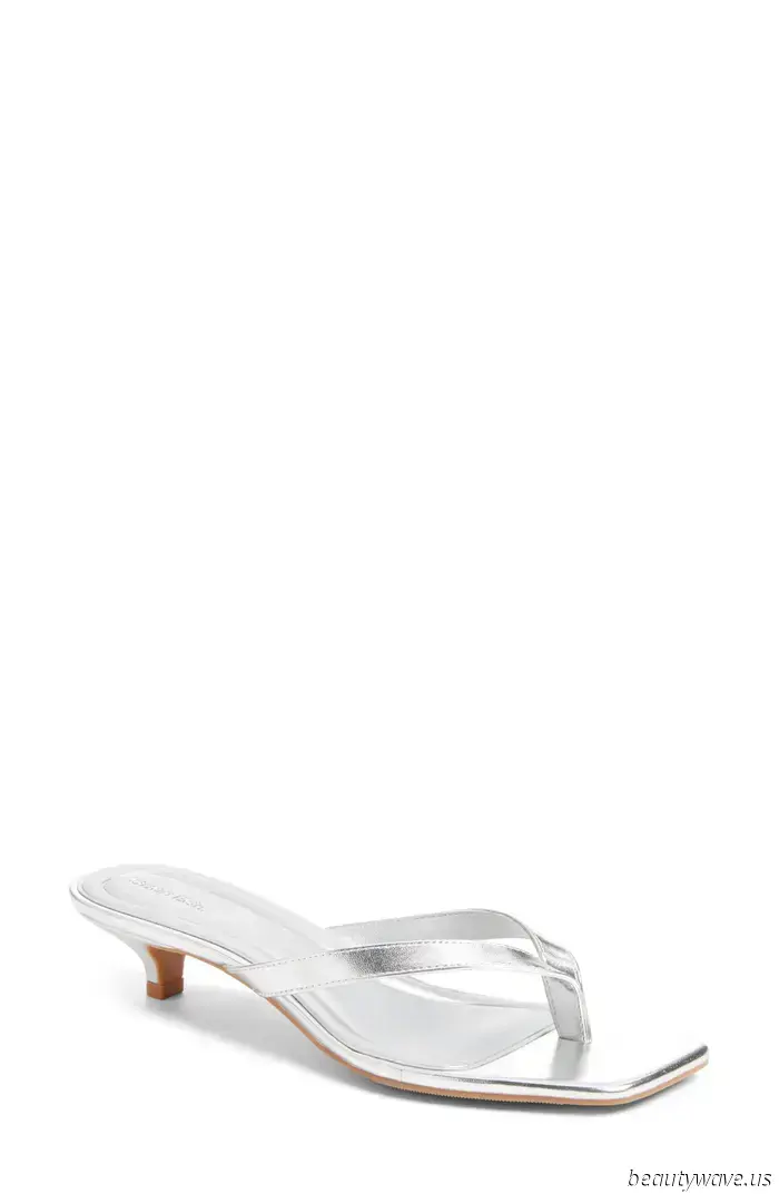 If you're not a fan of flat flip-flops, check out these $50 sandals from Nordstrom that are popular among fashion enthusiasts in NYC.
