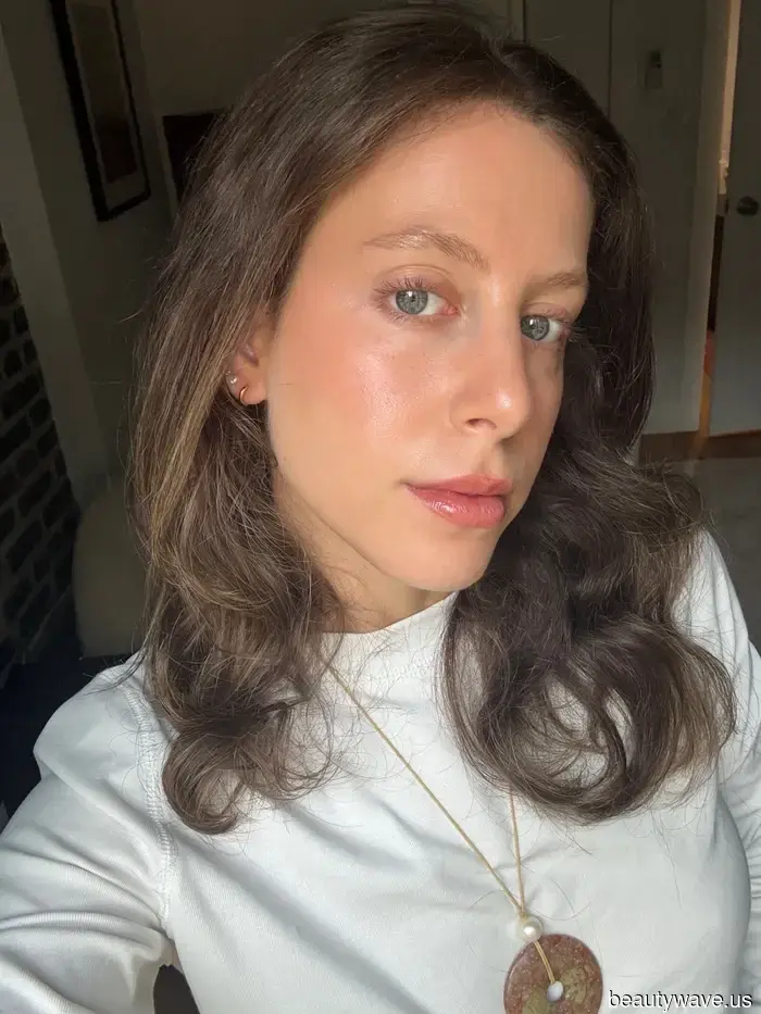 From a Chili Lip Plumper to Smoothing Foundations—13 Products That Made the Biggest Impression on WWW Editors in August.
