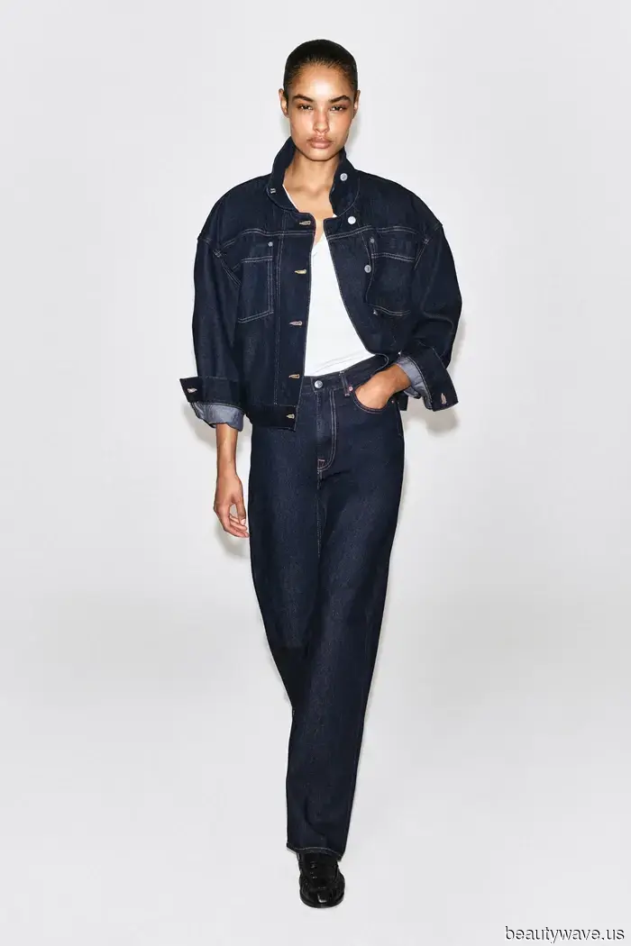 How to Identify an Elegant It Girl in Autumn 2026—These Classic Jeans and This Fashionable Shoe
