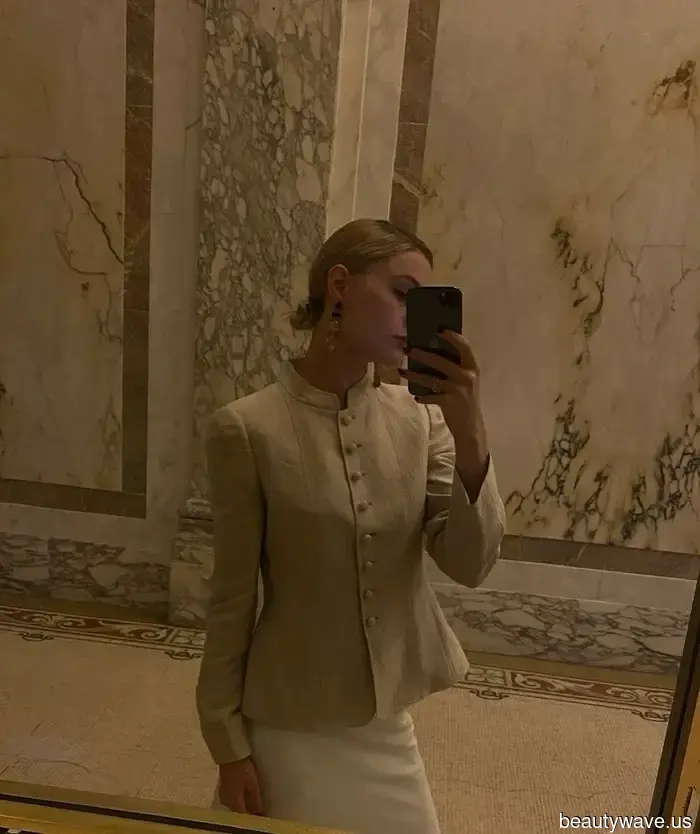 I Peplum Sono Tornati di Moda Quest'Anno&mdash;Ecco il Modo Aggiornato di Indossarli nel 2026