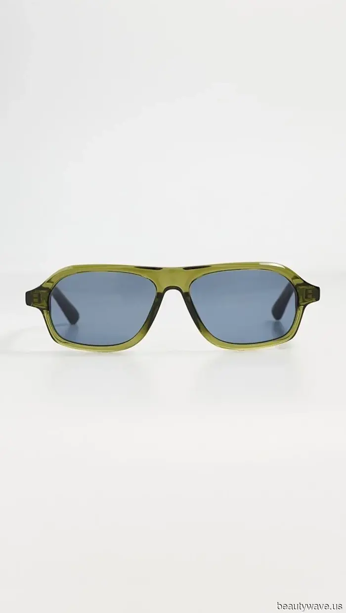 These Fashion Trends Were Popular for a While, But 2026 Indicates It's Time to Let Go.