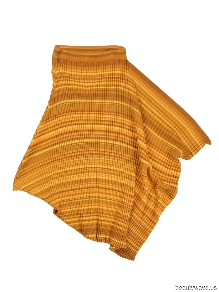 Sono una stilista e questa è l'unica tendenza della passerella che indosserò e con cui farò styling per tutta l'estate.