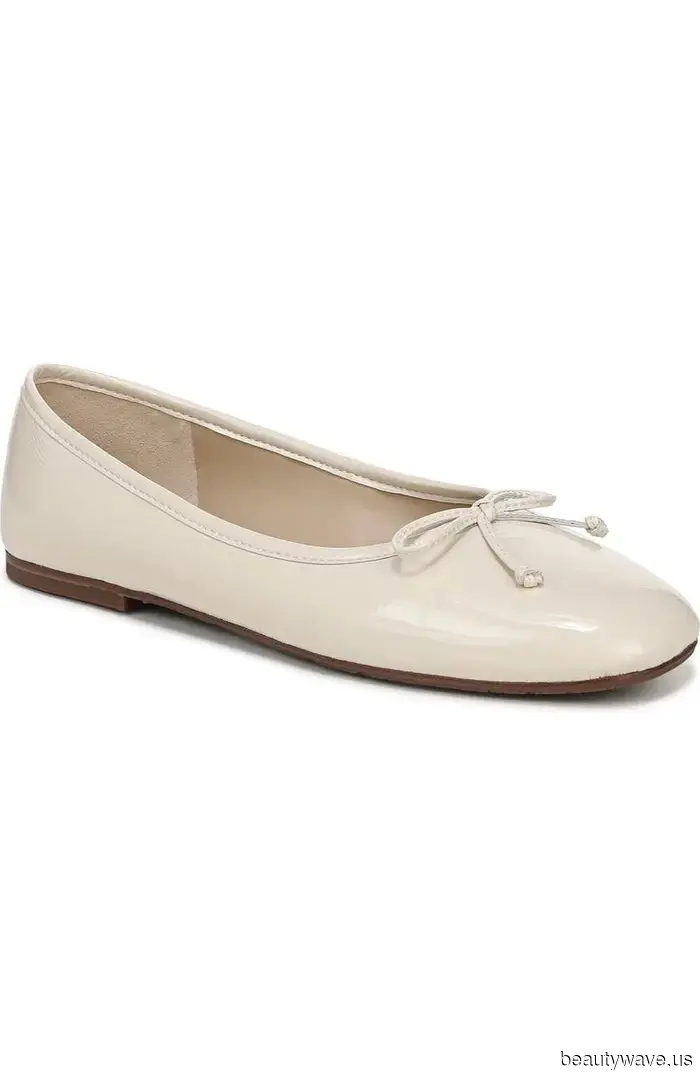 Indeed, ballet flats pair well with skirts, but they look even better in this Parisian-endorsed combination.