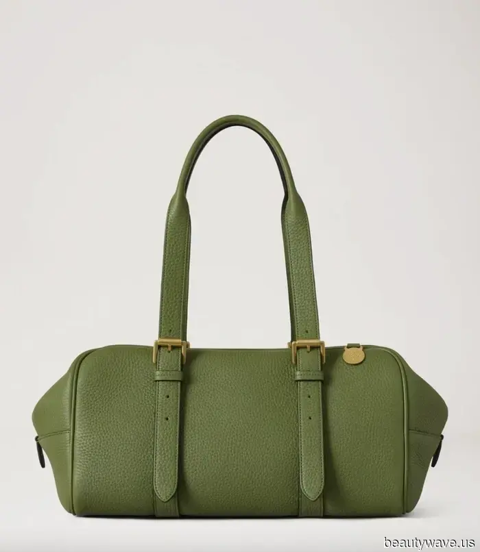 The luxury label known for introducing several must-have bags in the 2010s has launched a new design, and fashion enthusiasts are already sporting it.