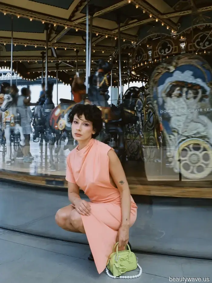 Auf Sunset gesichtet: Die Taschenfarbe, die Frauen in L.A. Schwarz, Braun und sogar Buttergelb vorziehen