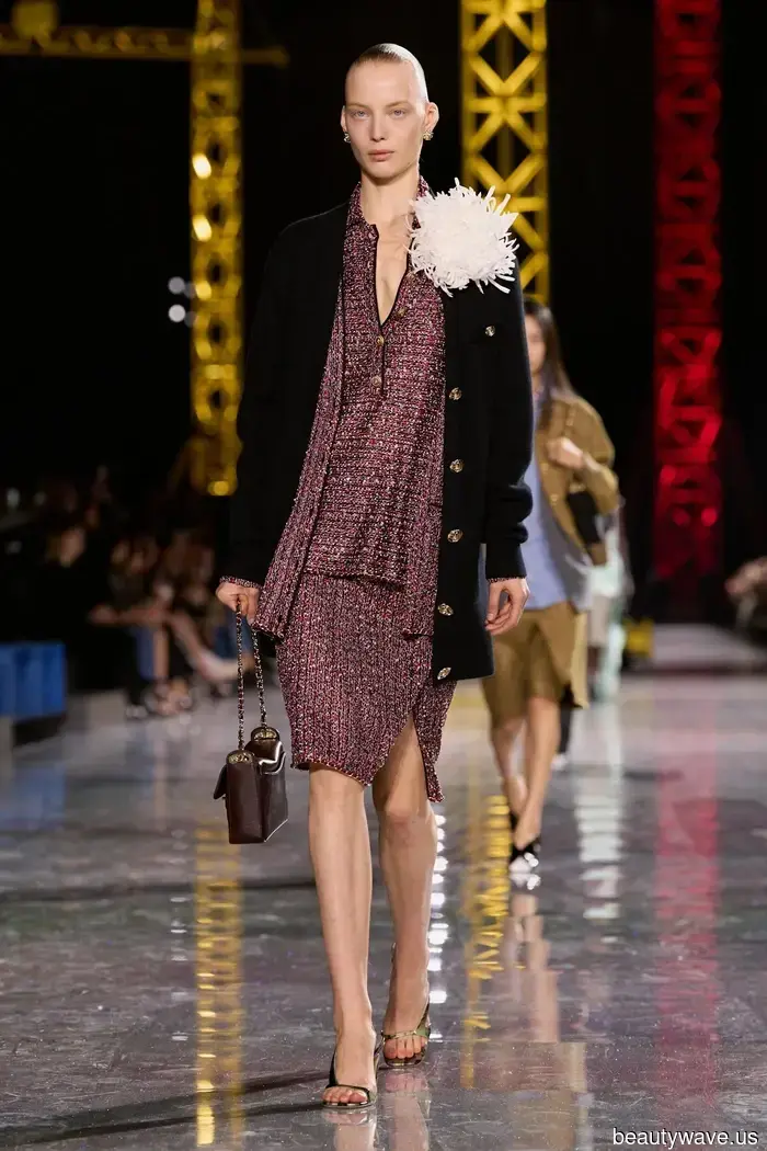 Lo siento, Bandanas&mdash;Este accesorio de moda es la forma más fácil de hacer que tus atuendos de otoño se vean elegantes.