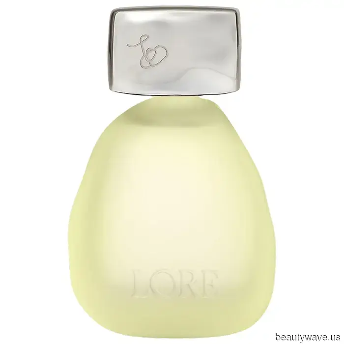 Presenting Your Warm-Weather Fragrance Collection: From Light Spring Blooms to Refreshing Summer Fruits