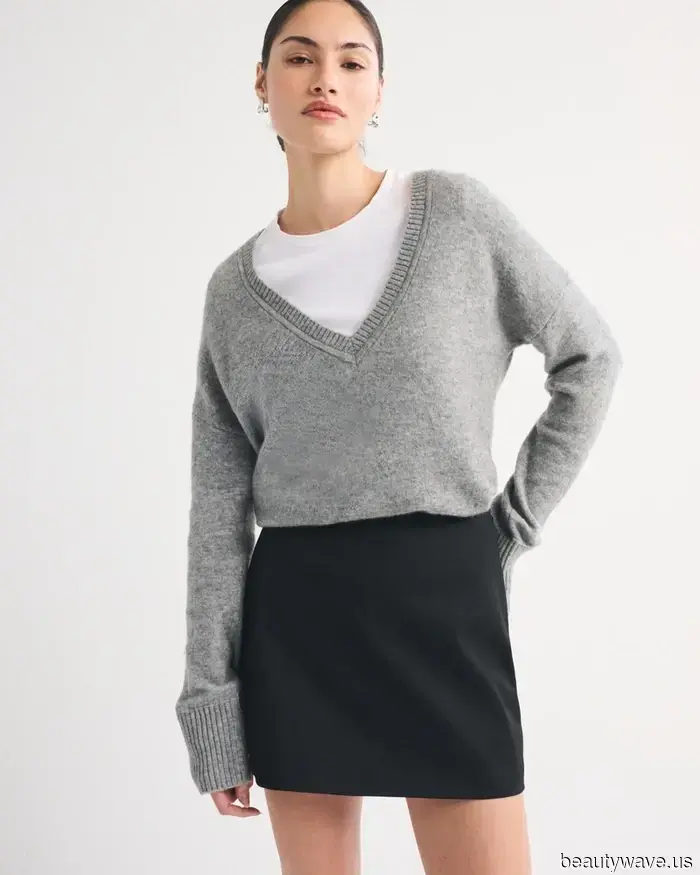 La mia amica mi ha chiesto cosa c'è di buono da Abercrombie RN&mdash;le ho inviato questi 31 pezzi in saldo chic anni '90.