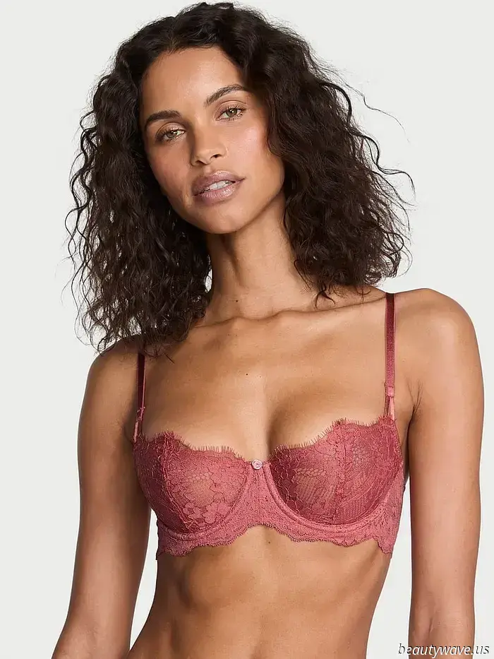 Tate McRae is poised to make this $50 Victoria's Secret bra popular.