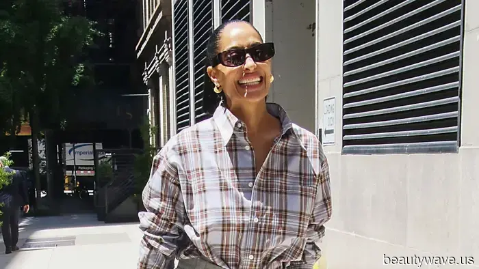 Las mujeres de 50 años están de acuerdo: esta es la tendencia de pantalones cortos más elegante del verano.