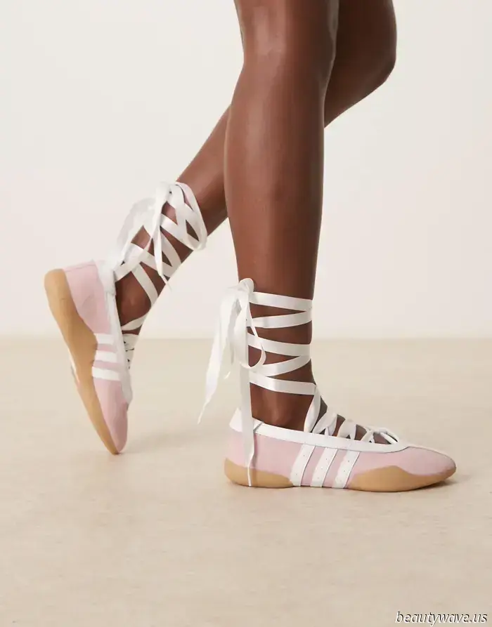 Las zapatillas tipo bailarina con cordones de Adidas por fin vuelven a estar disponibles, y podemos confirmar que merecen la expectación.